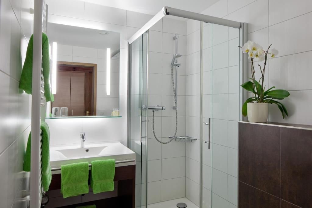Hotel Konradshof Seewald Quarto foto